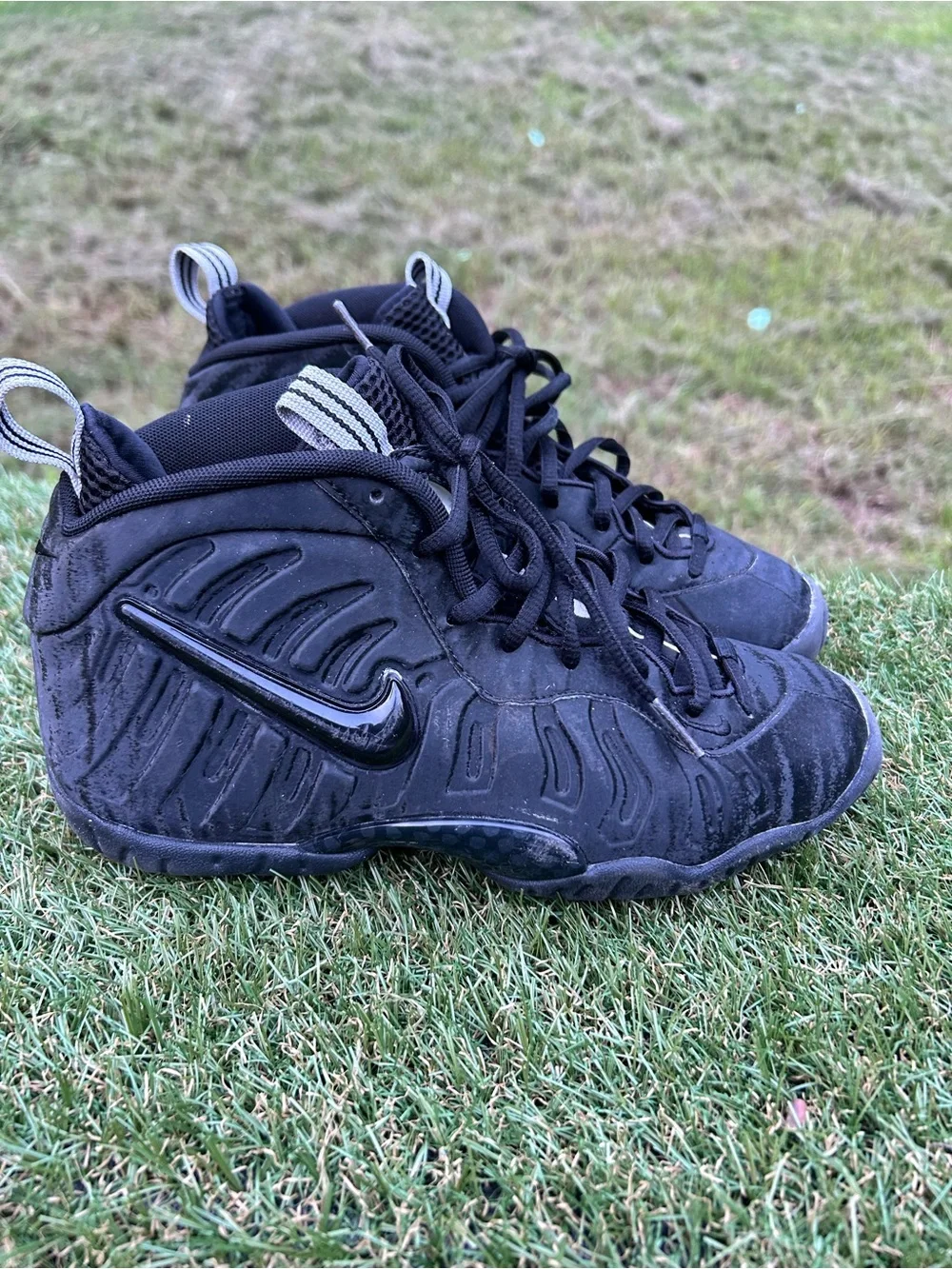 Nike ,Air Foamposite One Stealth Sneakers, kid Size 5.5y,Clean